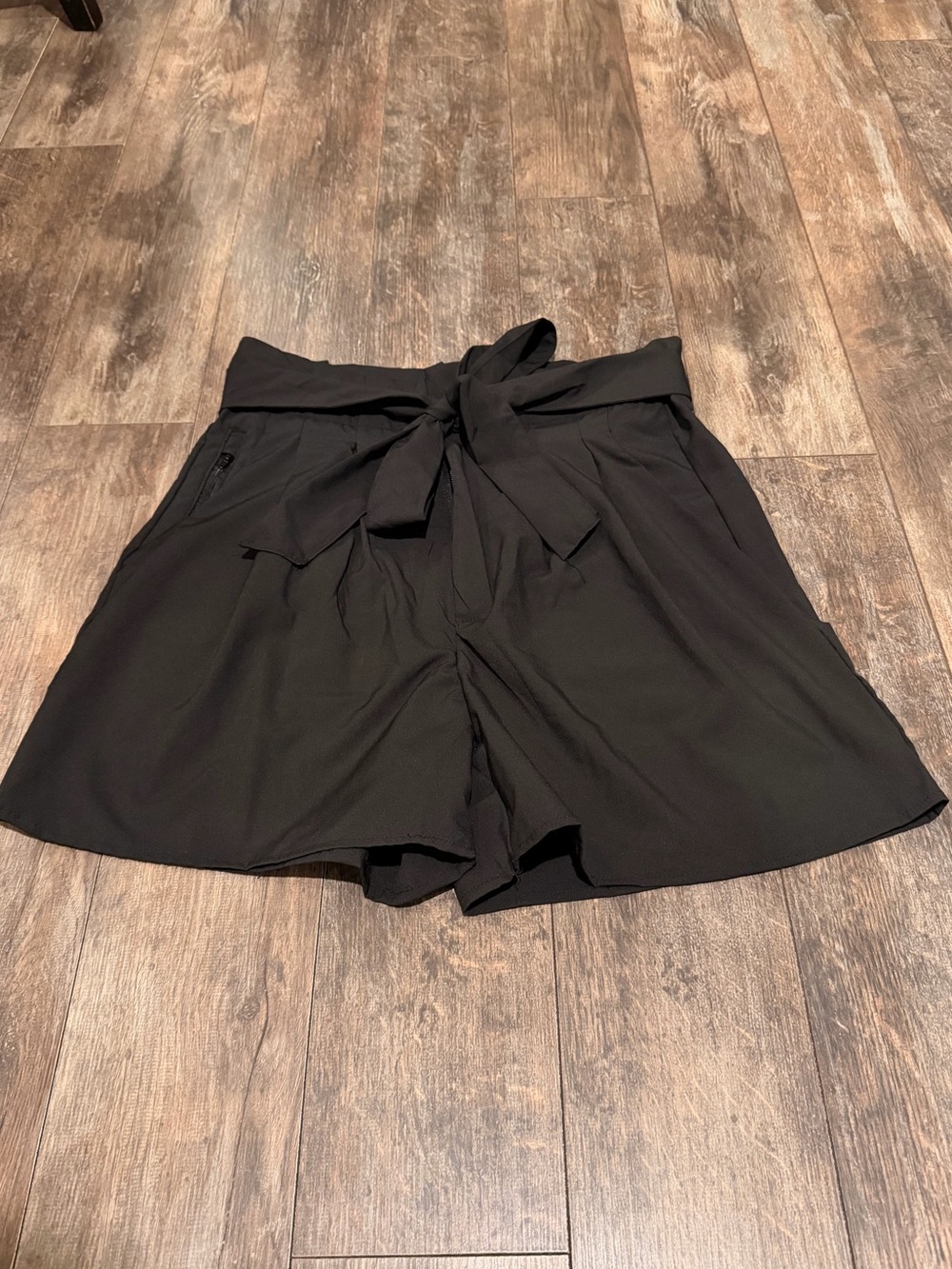 Tie-Waist High-Rise Black Women's Shorts